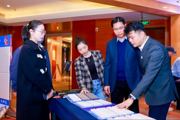 以別墅夢(mèng)點(diǎn)亮千城，以財(cái)富經(jīng)賦能伙伴